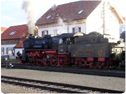 Bahnhof Münsingen historischer Dampfzug