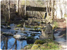 Große Lauter in Kanal als Brücke