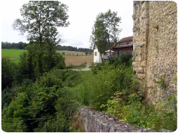 Burgruine Maisenburg beim Feriendorf Lauterdoerfle